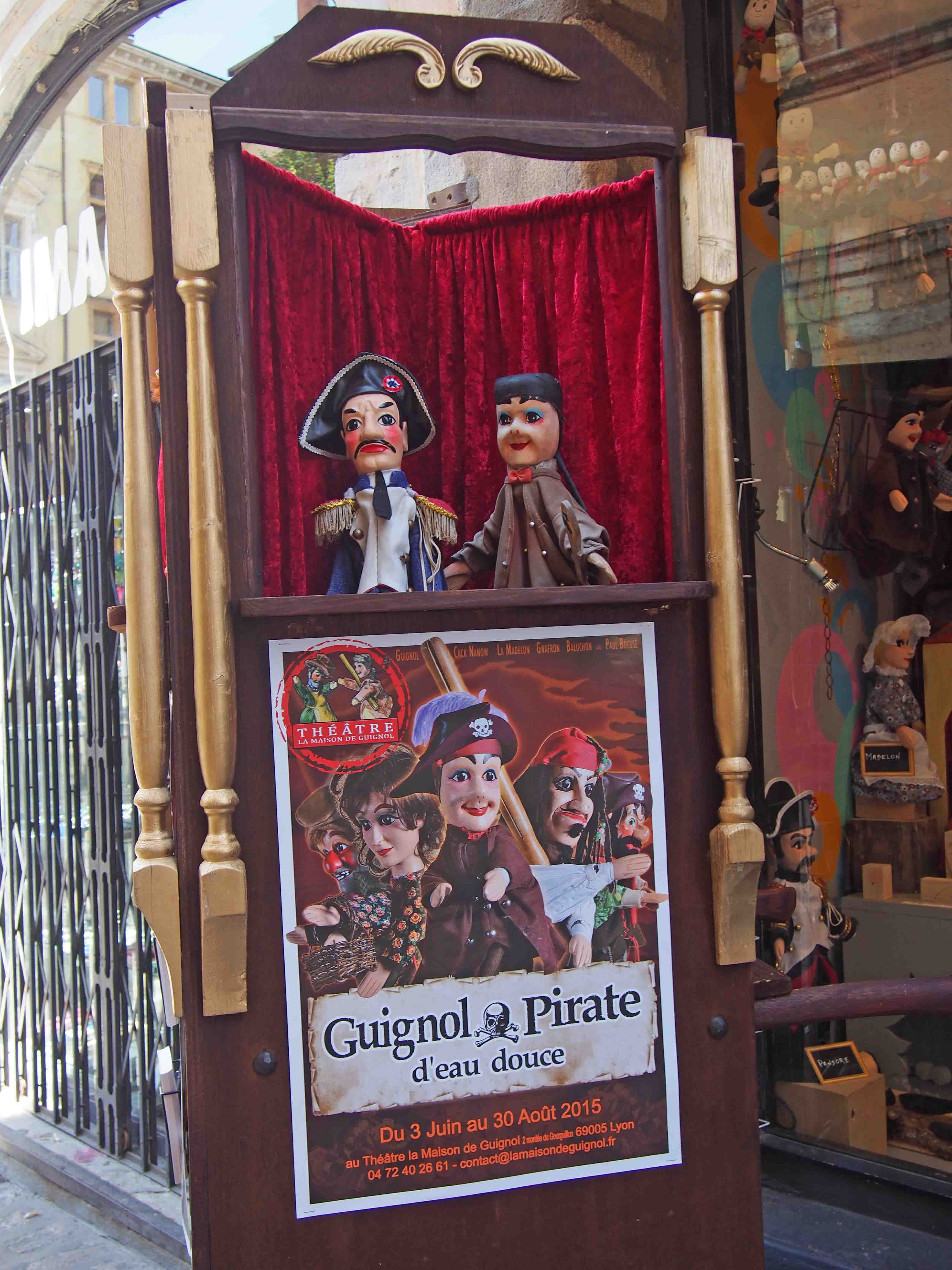 リヨン旧市街にある人形劇ギニョール博物館［Le Petit Musée De