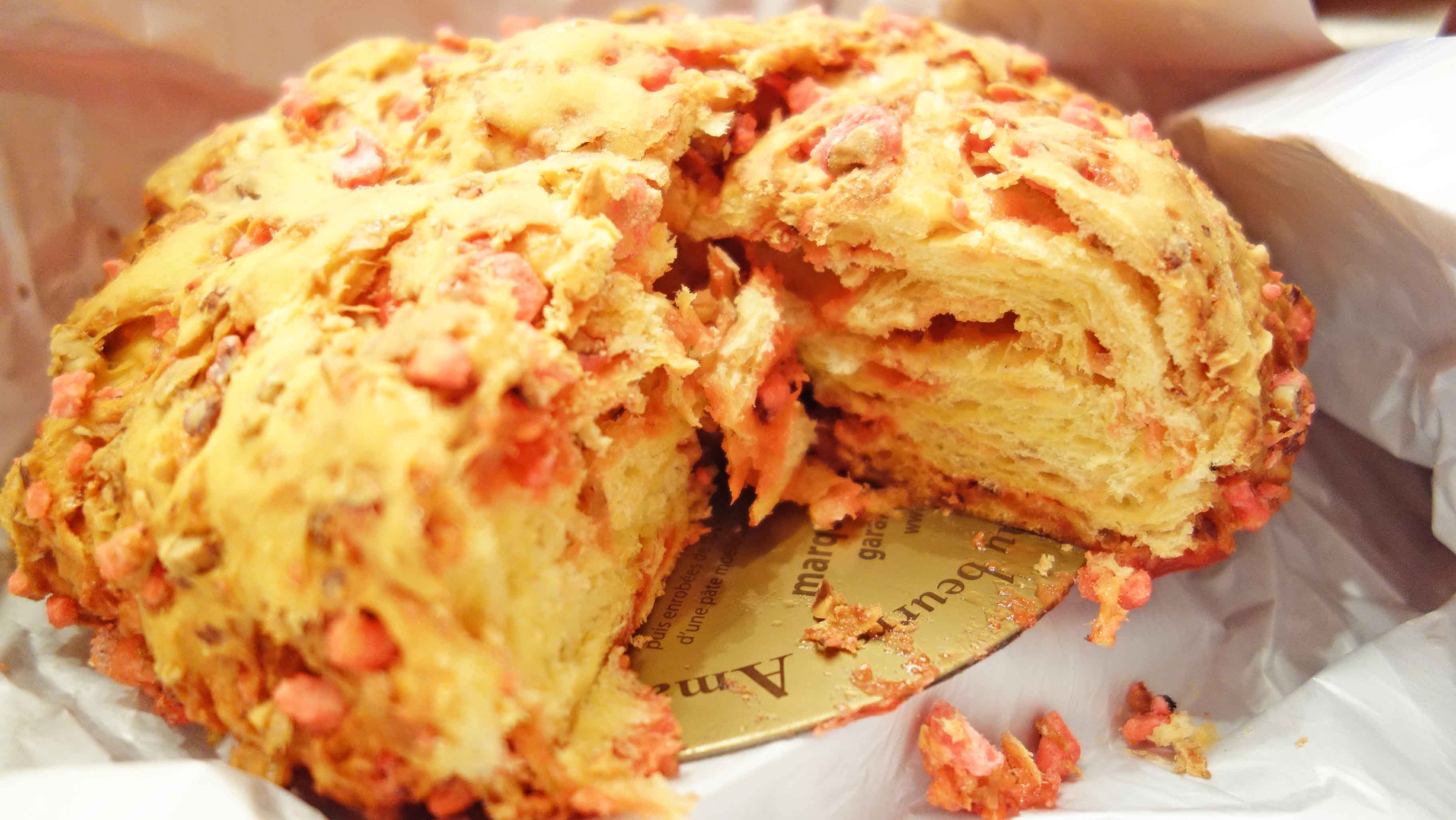 プラリュ［Pralus］名物菓子プラリネブリオッシュで行列のできる店